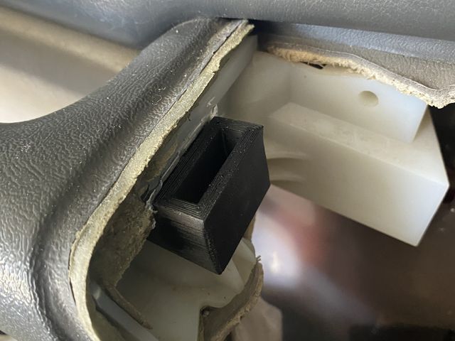 Door armrest switch panel clip for Chevrolet, the creator's preview image